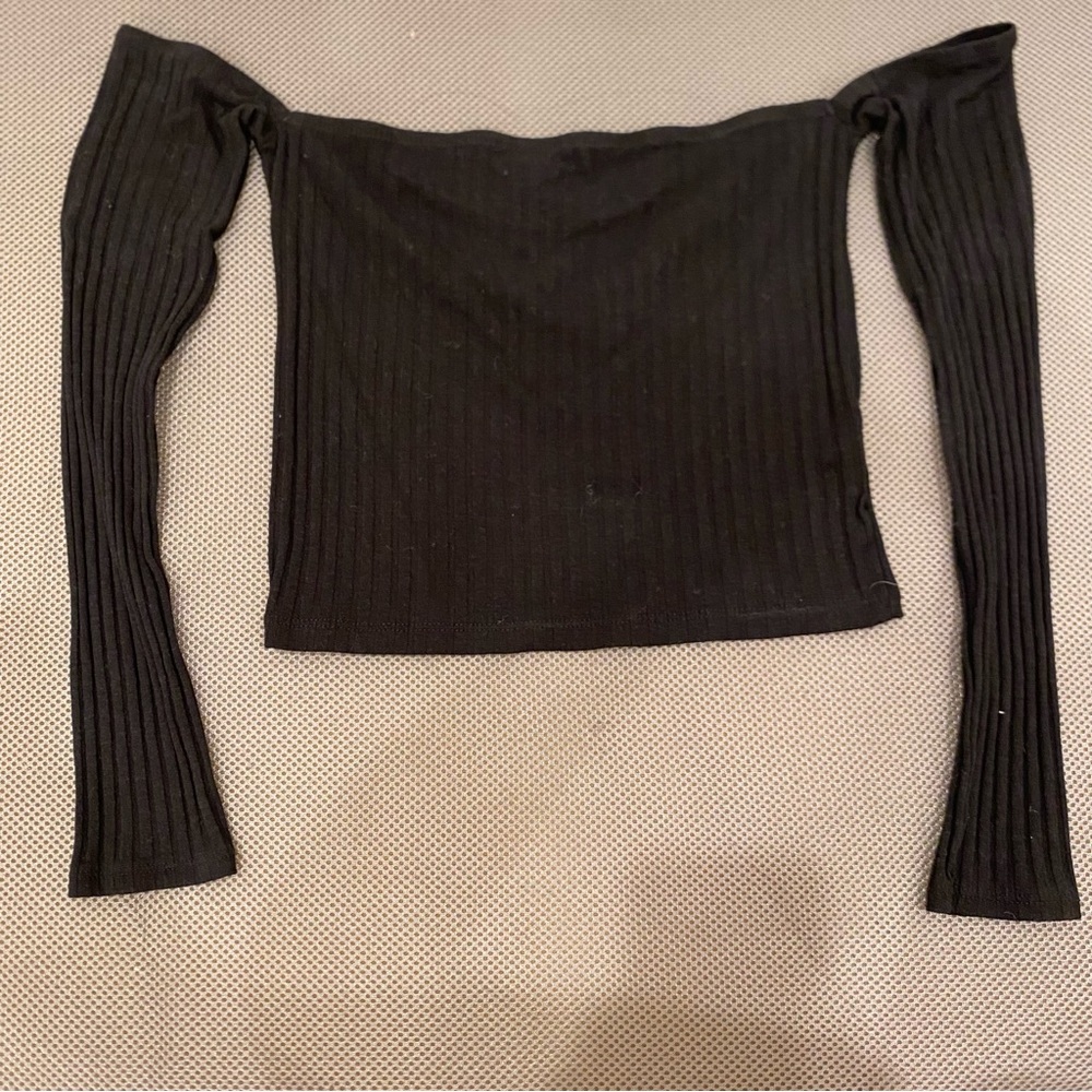 Kendall and Kylie black off the shoulder long sleeve ribbed top